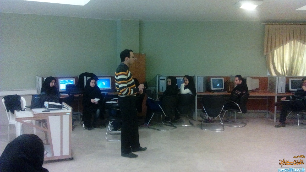 کارگاه های آموزشی مقاله نویسی و پایان نامه نویسی با عنوان" چگونه پژوهشگر حرفه ای شویم "