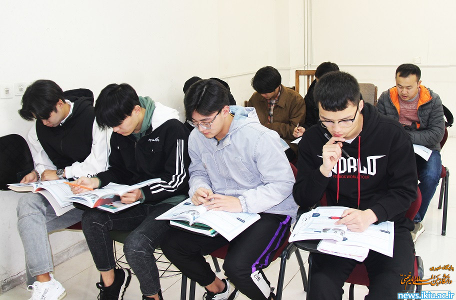 تقویم آموزشی نیمسال اول سال تحصیلی 1401 – 1400 مرکز آموزش زبان فارسی