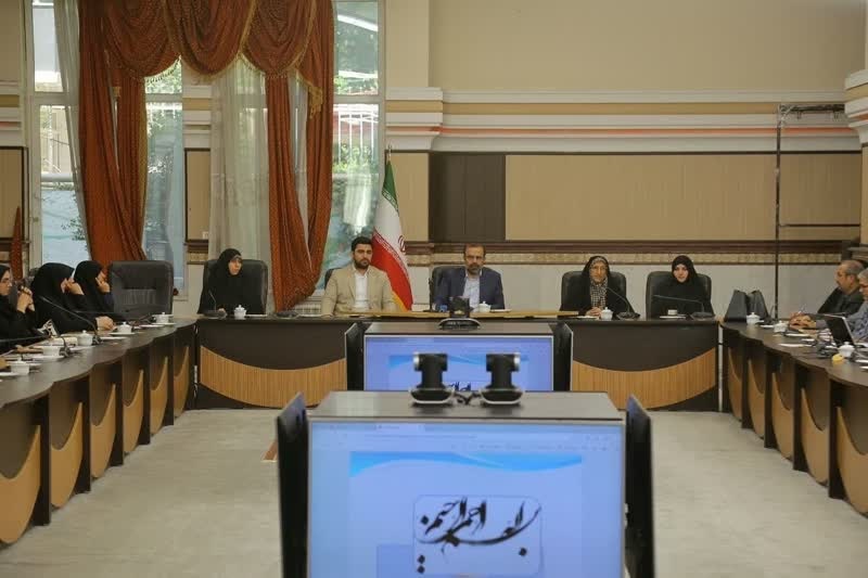 تجلیل از عملکرد دانشگاه بین المللی امام خمینی(ره)  به مناسبت هفته ملی جمعیت